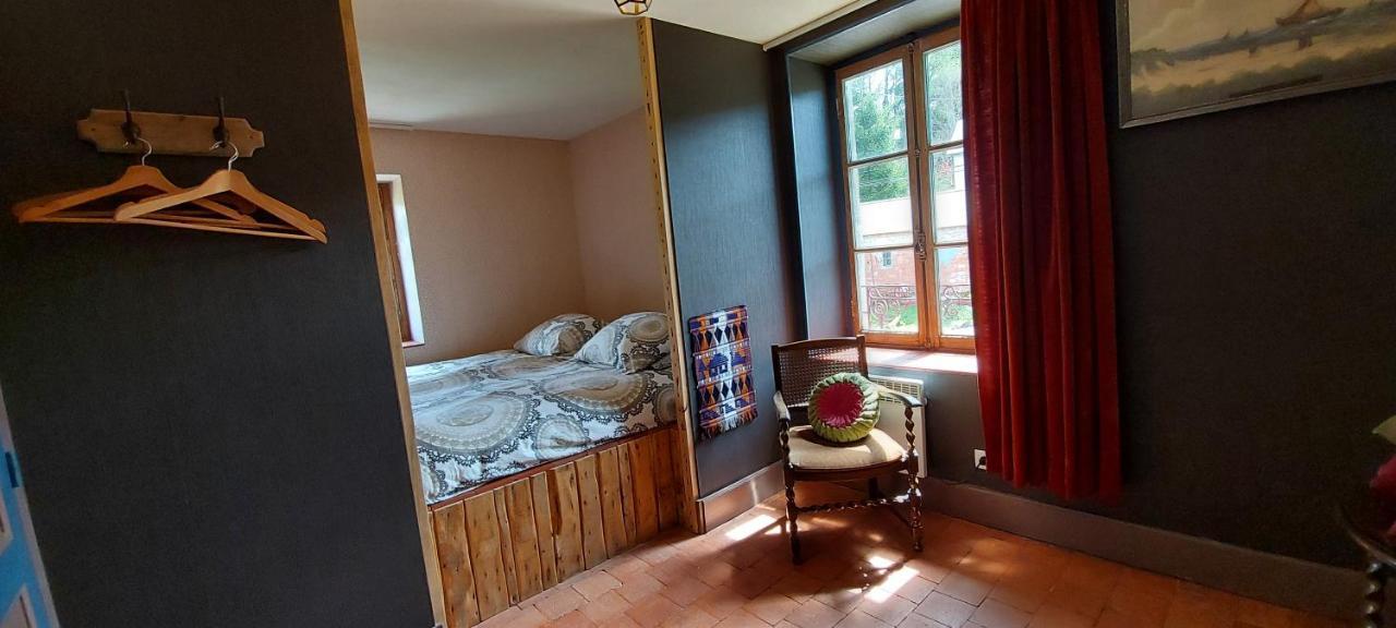 Chambres D'Hotes A L'Etang D'Yonne Arleuf Exterior photo